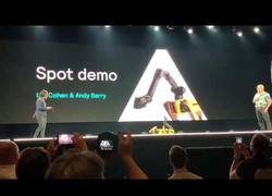 Enlace a El perro de Boston Dynamics hace un fail en plena demostración