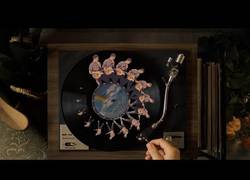 Enlace a Videoclip creado a mano, sin efectos visuales