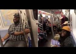 Enlace a Cosas que pasan una vez en la vida cuando vas en metro