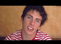 Enlace a El Móstoles Balompié cambia su nombre a Flat Earth FC, el equipo de Javi Poves