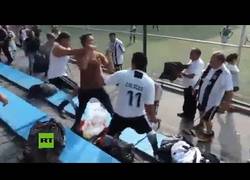 Enlace a ¡A mi hijo no le llames cojo que te meto, ¿eh?!