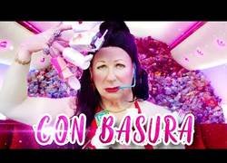 Enlace a Los Morancos parodian a Rosalía con un mensaje ecologista