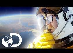 Enlace a Adam logra ver curvatura de la tierra | Mythbusters: Los cazadores de mitos