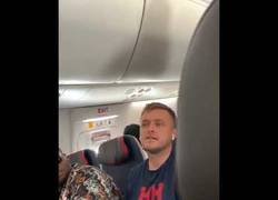 Enlace a 'Las mujeres no agreden' dicen algunos...