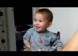 Enlace a Un niño muy travieso