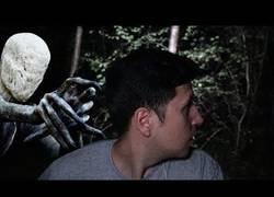Enlace a Jugar a Slenderman a otro nivel, directamente en el bosque