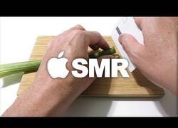 Enlace a Fabricando un cuchillo afilado con la tarjeta de Apple