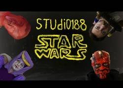 Enlace a El episodio I de Star Wars en versión 'low cost'