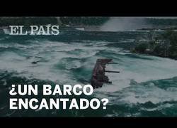 Enlace a Sale a flote un barco de más de 100 años de antigüedad en la cataratas del Niagara