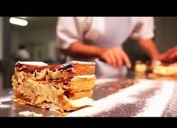 Enlace a Así preparan profesionales de la restauración deliciosos postres 