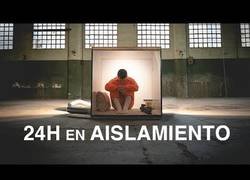 Enlace a Pasando 24 horas en un cubículo de 1 metro cúbico