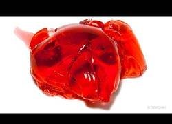 Enlace a ¿Qué pasa si dejamos gelatina de fresa un mes fuera de la nevera?