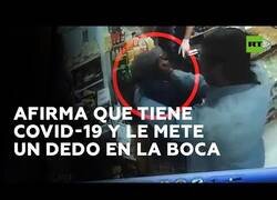 Enlace a Un hombre le dice a una mujer que la ha infectado de coronavirus