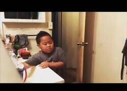 Enlace a Todo el mundo debería encajar las bormas como lo hace él