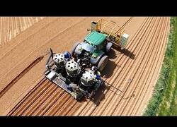 Enlace a Maquinas agrícolas para la cosecha y otros trabajos