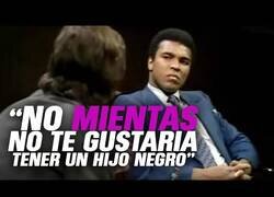 Enlace a Así opinaba Muhammad Ali sobre la integración racial en 1971