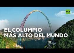 Enlace a Estrenan el columpio más alto del mundo en China