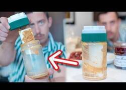 Enlace a El inventó que te permitirá aprovechar hasta la última gota de tus botes