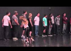 Enlace a Así son los castings para hacer de zombie en The Walking Dead