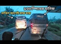 Enlace a El conductor de autobús más zumbado del mundo [BANGLADESH]