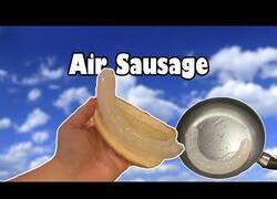 Enlace a Intentando cocinar una salchicha de aire