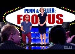 Enlace a Mahdi Gilbert, el mago que no tenía manos