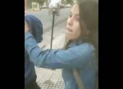 Enlace a El vídeo viral de la novia tóxica que se da cabezazos contra una persiana