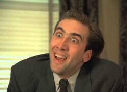 Enlace a La escena de la película 'El beso del Vampiro' de dónde viene el meme 'No me digas' de Nicolas Cage