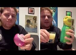 Enlace a Un hombre con COVID que ha perdido el gusto prueba sabores fuertes