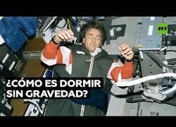 Enlace a ¿Cómo se duerme en el espacio?
