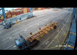 Enlace a Peligroso desplome de contenedores en el puerto de Gran Canaria