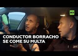Enlace a Un conductor borracho se come la multa que le habían puesto