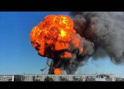 Enlace a Increíble explosión en una gasolinera de Novosibirsk, Rusia