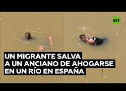 Enlace a Un migrante senegalés salva a un anciano de ahogarse en un río en Bilbao