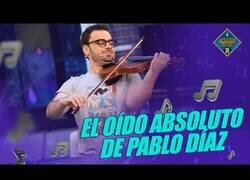 Enlace a La habilidad de Pablo Díaz, reciente ganador de Pasapalabra, para reconocer melodías musicales