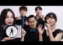 Enlace a Interpretando la banda sonora de 007 acapella