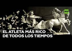 Enlace a Las historia del atleta más rico de todos los tiempos