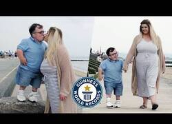 Enlace a El matrimonio con mayor diferencia de altura entre ellos del mundo