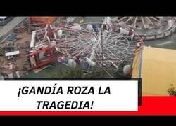 Enlace a Un “reventón térmico” tira una noria gigante en Gandía
