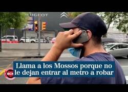 Enlace a Un carterista llama a la policía porque no le dejan entrar en el metro