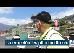 Enlace a El volcán de La Palma erupciona en plena conexión en directo
