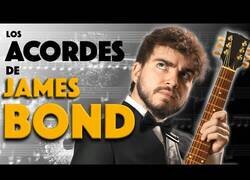 Enlace a ¿Por qué la banda sonora de James Bond suena a agente secreto?