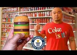 Enlace a La mayor colección de latas de Cola del mundo