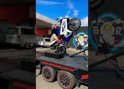 Enlace a La plataforma para hacer caballitos sin caerte