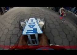 Enlace a Cuando tu carrera de coches de madera se complica