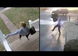 Enlace a Cuando el hielo en la calle se vuelve muy resbaladizo