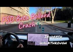 Enlace a Un Tesla en piloto automático se come varios bolardos