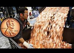 Enlace a ¿Cómo se hacen las monedas de dólar?