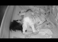 Enlace a Cuando el lugar más cómodo que encuentras para dormir es la cabeza de tu madre