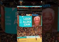 Enlace a La cámara que busca parecidos en los partidos de NBA